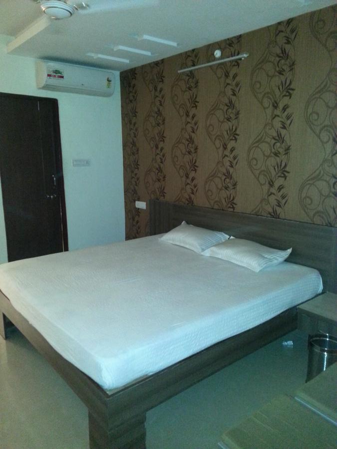 Sanskar Upvan Bhopal Buitenkant foto